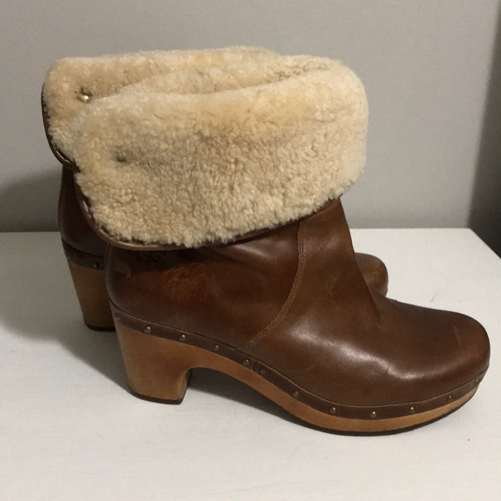 UGG clog boots